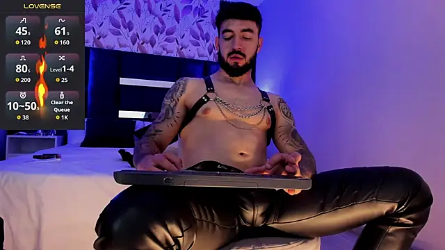 MarkWalker__ live sex cam