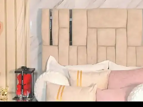 emilyoliver's cam snapshot