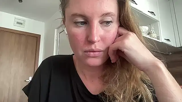 Ameli8's cam snapshot