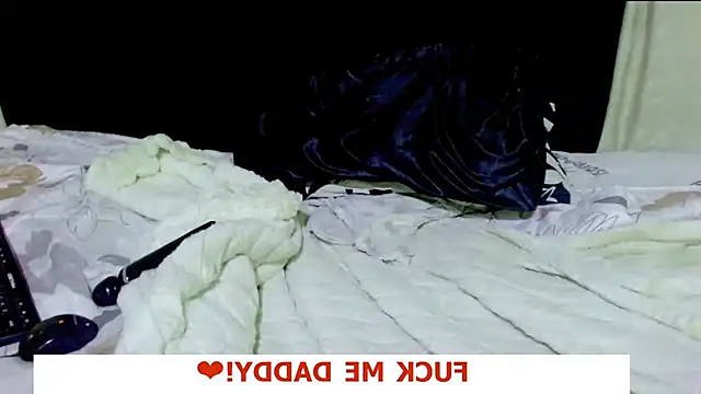 ThiqueKitten's cam snapshot