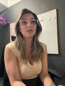 Isabella_Varella's cam snapshot