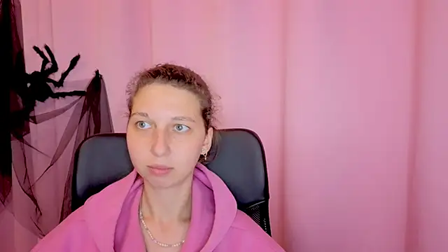 CuteEllii's cam snapshot