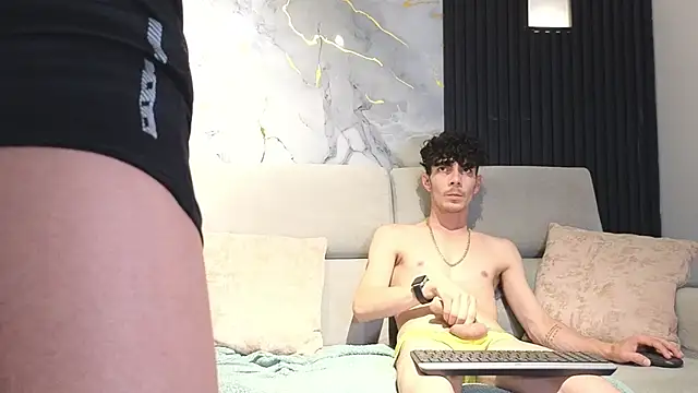 boysonfiree's cam snapshot