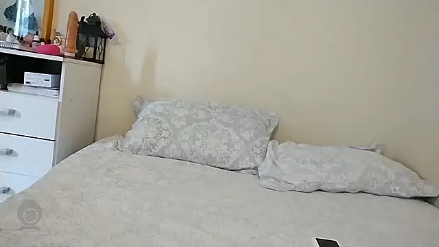 CllarinhaCortes's cam snapshot