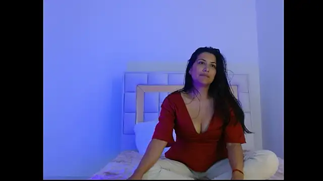 Deraphine10 live sex cam