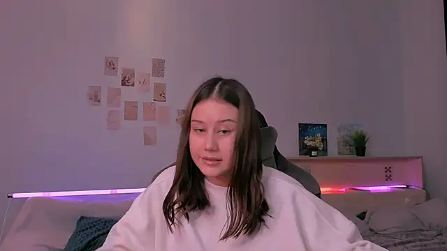 adelle046's cam snapshot