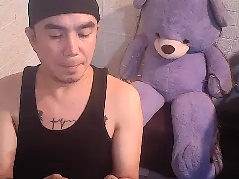 yourasiandesire69's cam snapshot