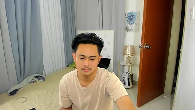 asianblackbigcock's cam snapshot