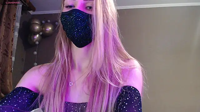 Iris_lave's cam snapshot