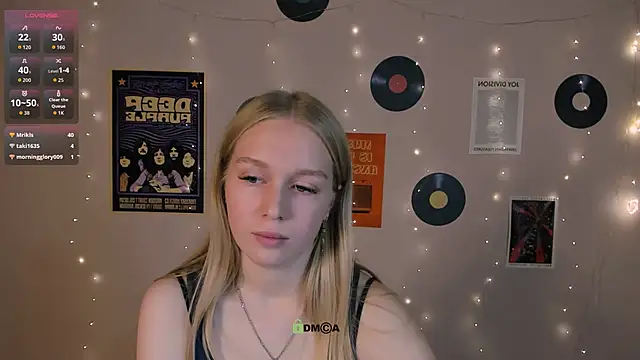 megan_cold's cam snapshot