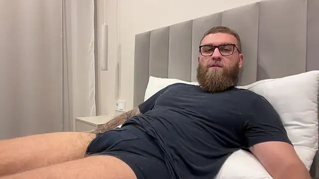 Bear_bear_ live sex cam