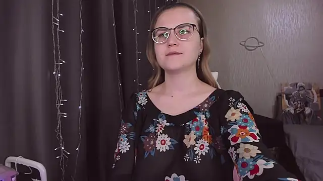 MissBrightShine's cam snapshot