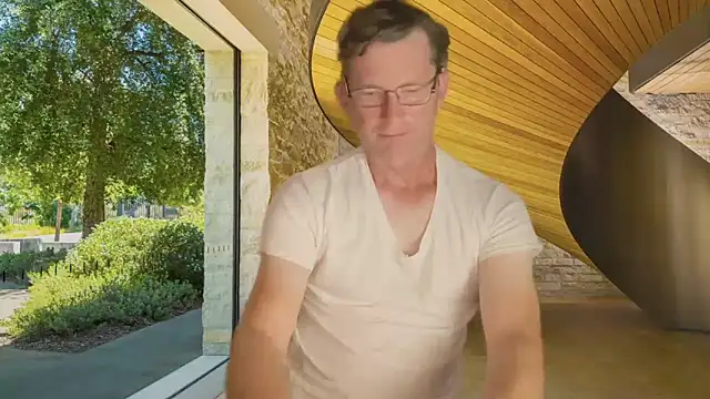 guyhereoncam's cam snapshot