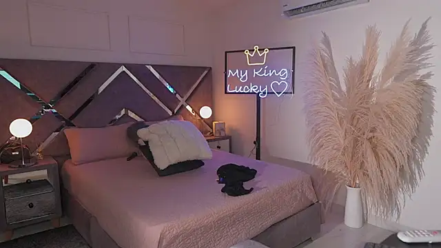 KateOwens live sex cam