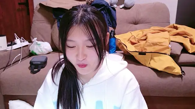 ZhaoZhaoDaWang's cam snapshot