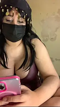 Rozzaa's cam snapshot