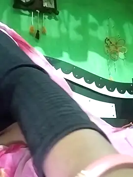 Hotty_medam's cam snapshot