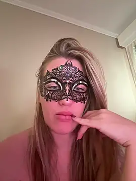 Megan_off's cam snapshot