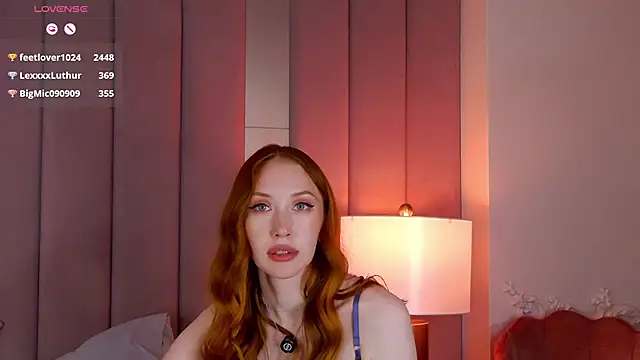 MayaSolar live sex cam