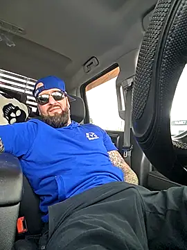 Beardedtattood live sex cam