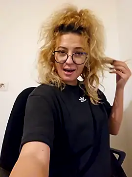 Selenna_emma's cam snapshot