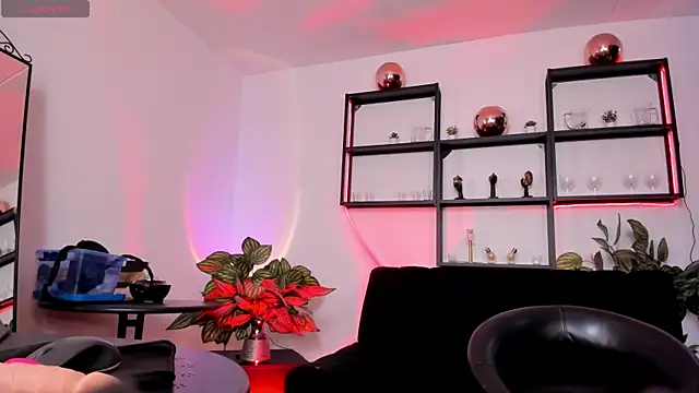 issa_soto_'s cam snapshot