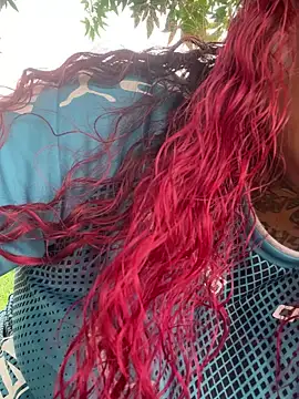 atennea_diiossa's cam snapshot