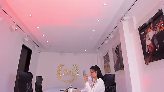 NairobiLee's cam snapshot