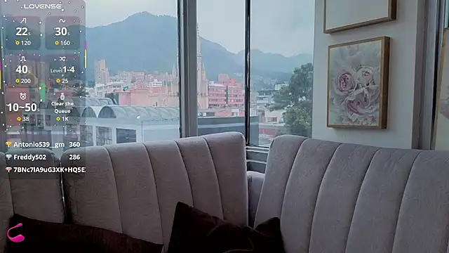 Ivanna_West's cam snapshot