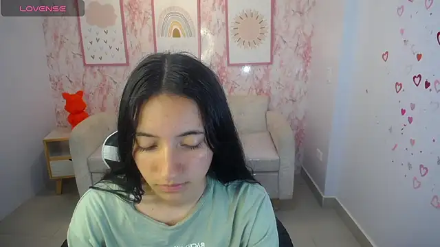 Kylie_ch1's cam snapshot