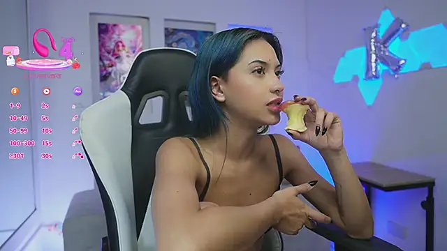 KayraOwen's cam snapshot