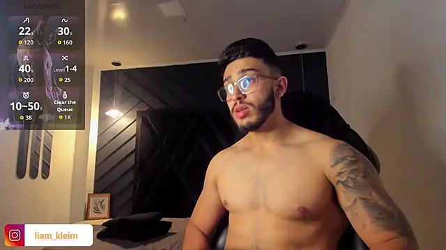 Liam_Kleiin's cam snapshot