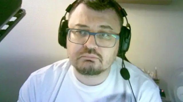 SirAbuser's cam snapshot