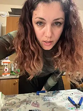 DaisyVibesss's cam snapshot