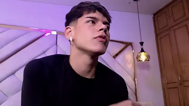 kevienmiet live sex cam