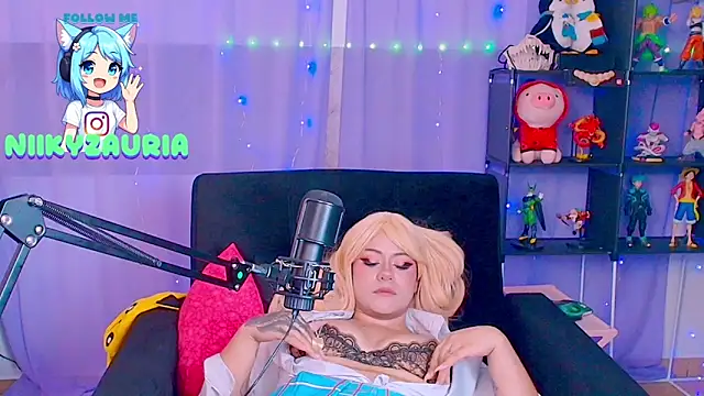 _niiky live sex cam