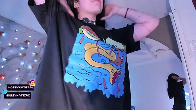 Katemoss70 live sex cam