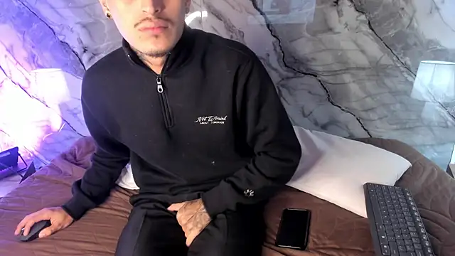 enzorodriguezz's cam snapshot