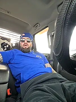 Beardedtattood live sex cam