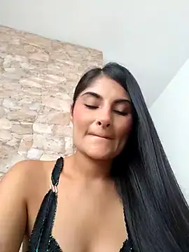 LaiaTorres1 live sex cam