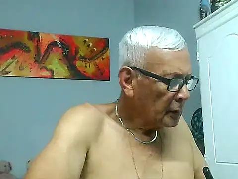 dirtysluttyfist live sex cam