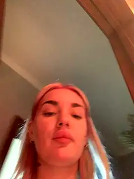 Sextazy live sex cam