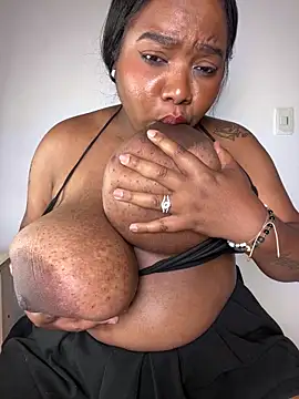 angelGgold live sex cam