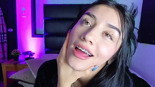 Elisa_Soul live sex cam