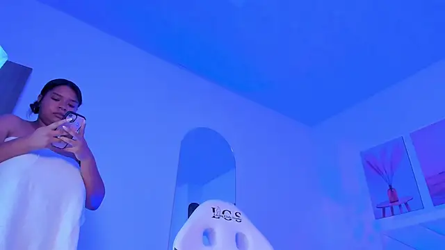 Brianna_bigboobs live sex cam