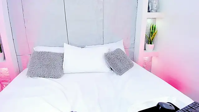 AmyColman_'s cam snapshot