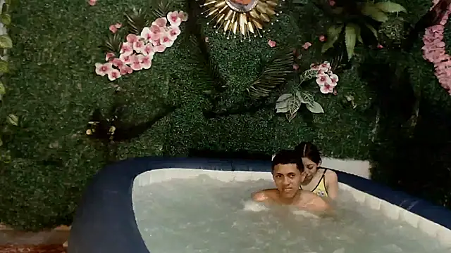 MielAndLeo live sex cam