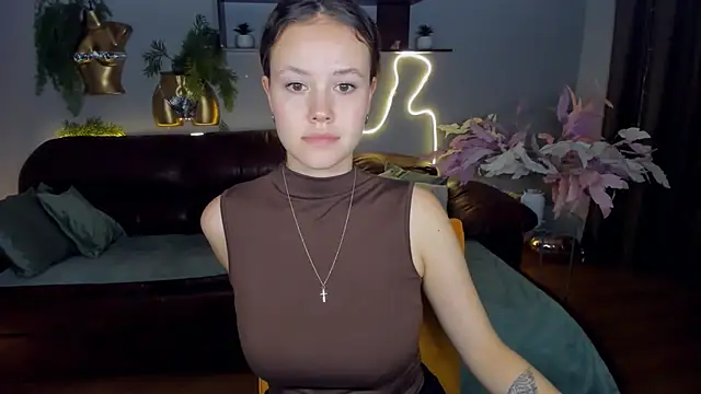 BeatriceShine's cam snapshot