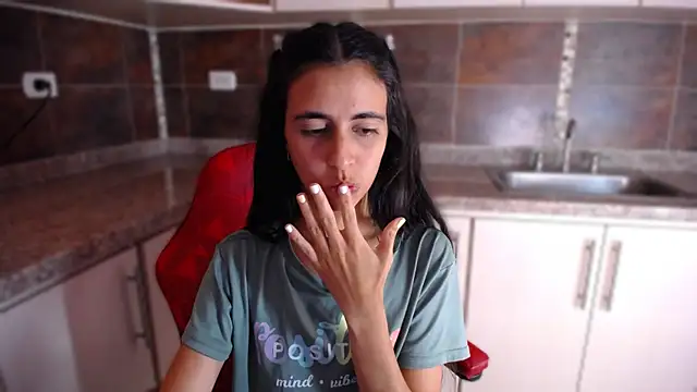 anna_alvarez's cam snapshot