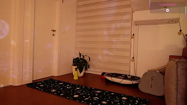 GingerAleMILF's cam snapshot